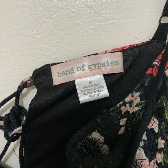 Floral Strappy Black Dress - Picture 7 of 10